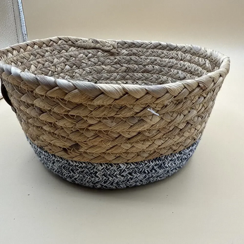 Round UGG Two-Tone Tabletop Organizer Basket with Leather Logo Patch Straw Rope